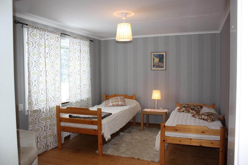 Rappens Stuga,Sjaelvhushall Dala Husby Zimmer foto
