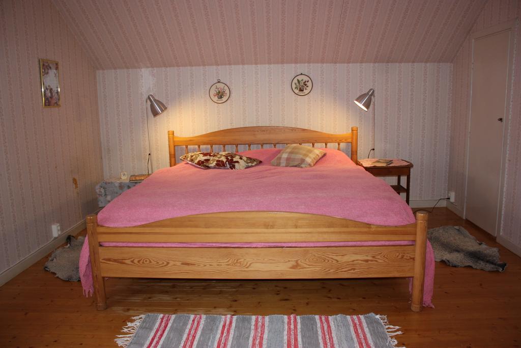 Rappens Stuga,Sjaelvhushall Dala Husby Zimmer foto
